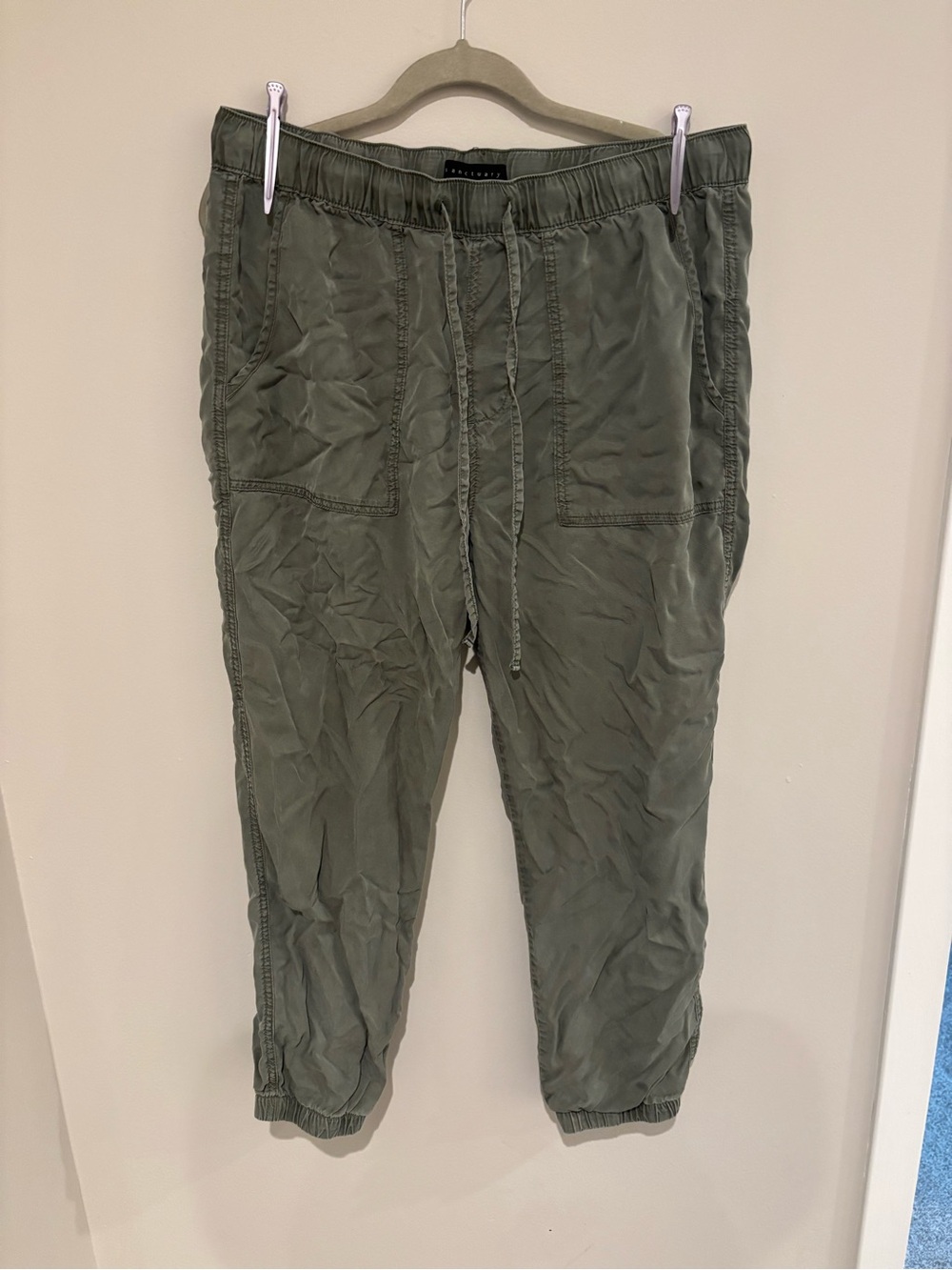Sanctuary Women’s Olive Drawstring Joggers